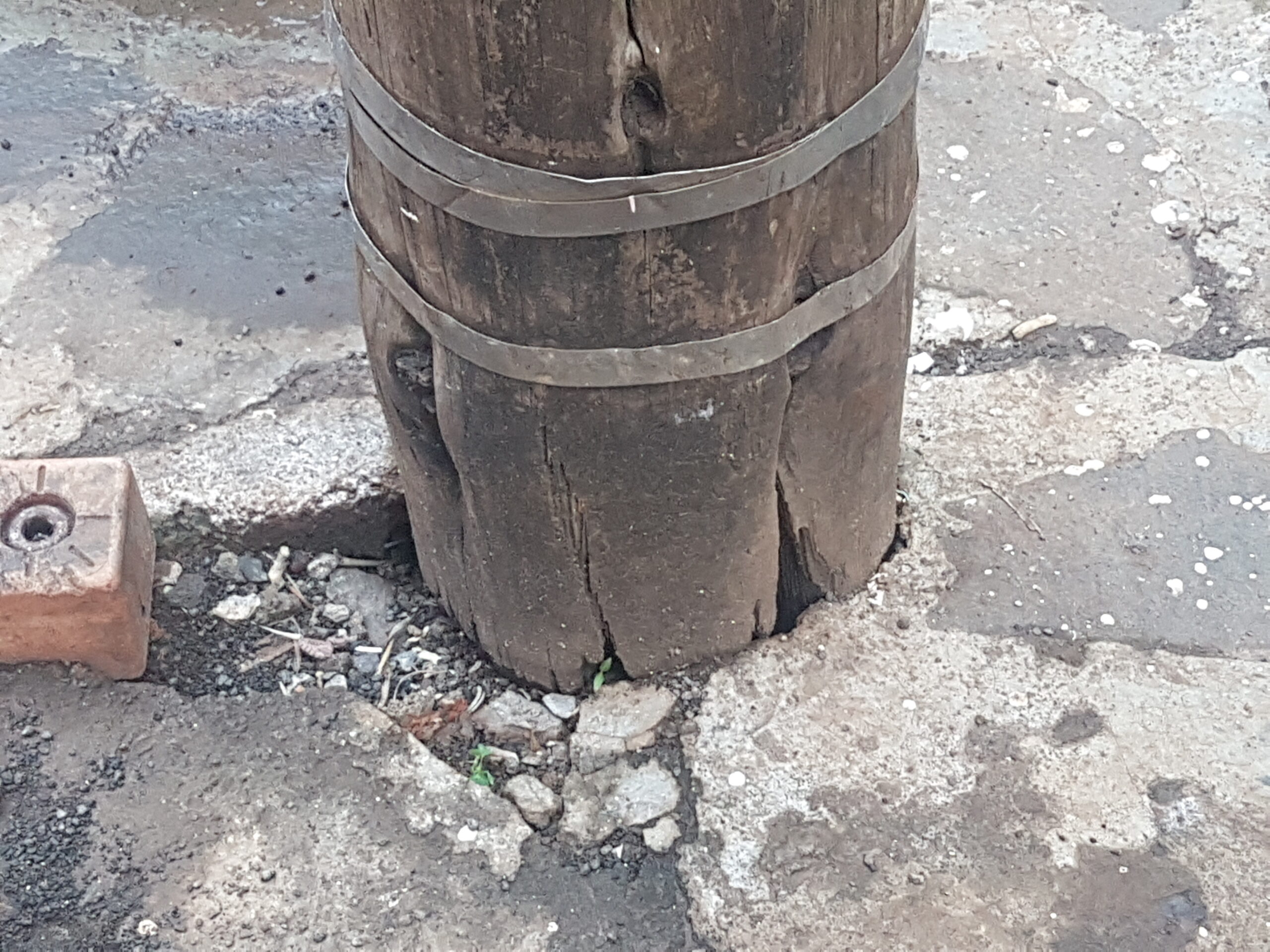 Un poteau électrique fait craindre le pire aux habitants de Handréma