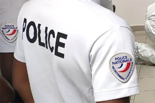 Des enfants de policiers arrivants à Mayotte sans école