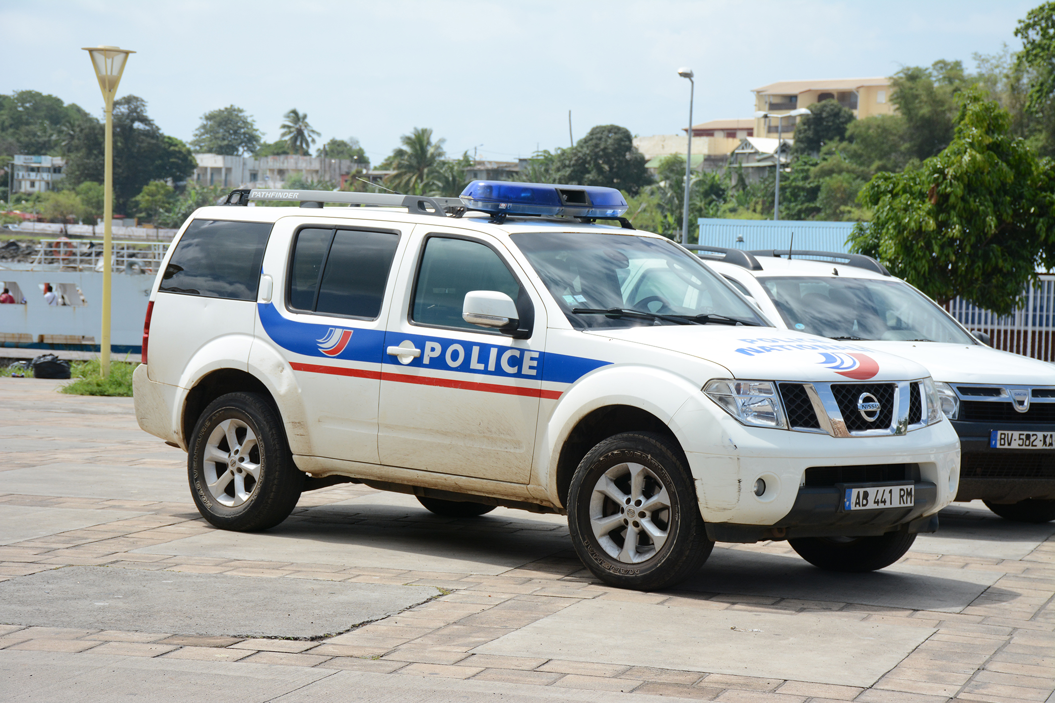 Trafic d’informations : Un policier de Rouen, déjà victime d’insultes racistes, sous contrôle judiciaire à Mayotte