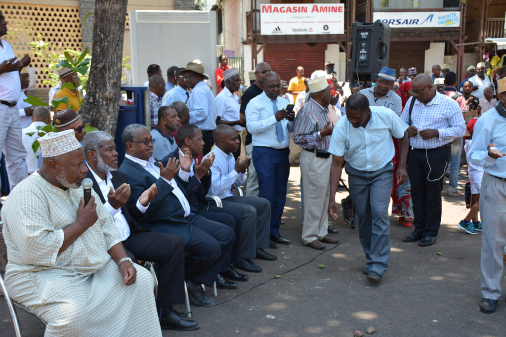 Le congrès des parlementaires et du président du CD n'a pas rassemblé la foule des grands jours (photos) 4 Rassemblement elus
