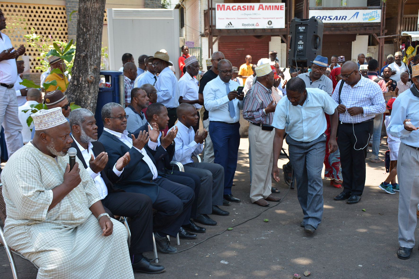 Le congrès des parlementaires et du président du CD n’a pas rassemblé la foule des grands jours (photos)
