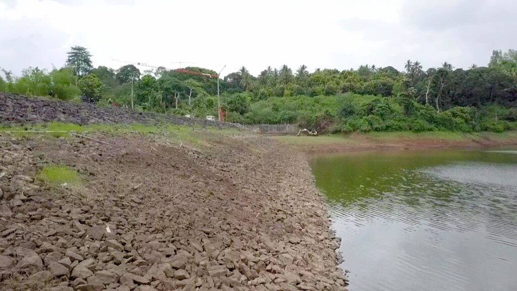 Retenue collinaire Combani00002 1