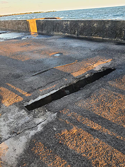 Une route fermée à Pamandzi suite à la chute d’une dalle sur la chaussée