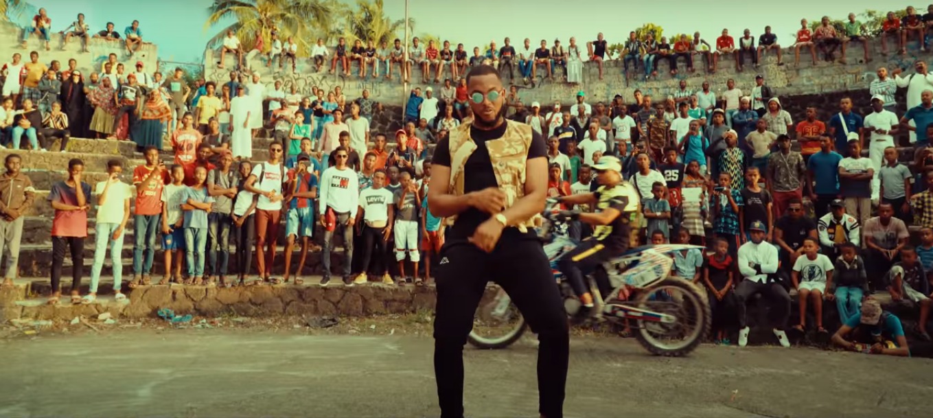 Says’z, le chanteur comorien qui performe à l’international