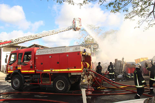 Gros coup de chaud à Kawéni avec un nouvel incendie très impressionnant