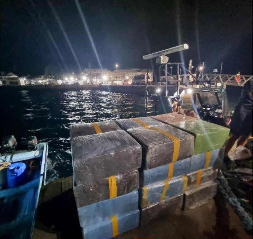 Double saisie de cartouches de cigarettes de contrebande