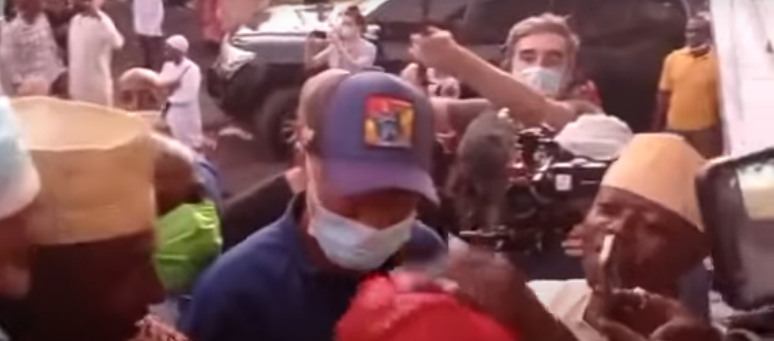 Comores : Soprano inaugure des classes reconstruites après le cyclone Kenneth