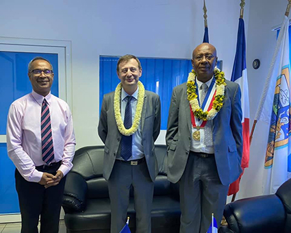 Première visite de courtoisie à Pamandzi pour Thierry Suquet