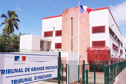 Un éducateur couchait avec des filles de 15 et 16 ans contre de l’argent