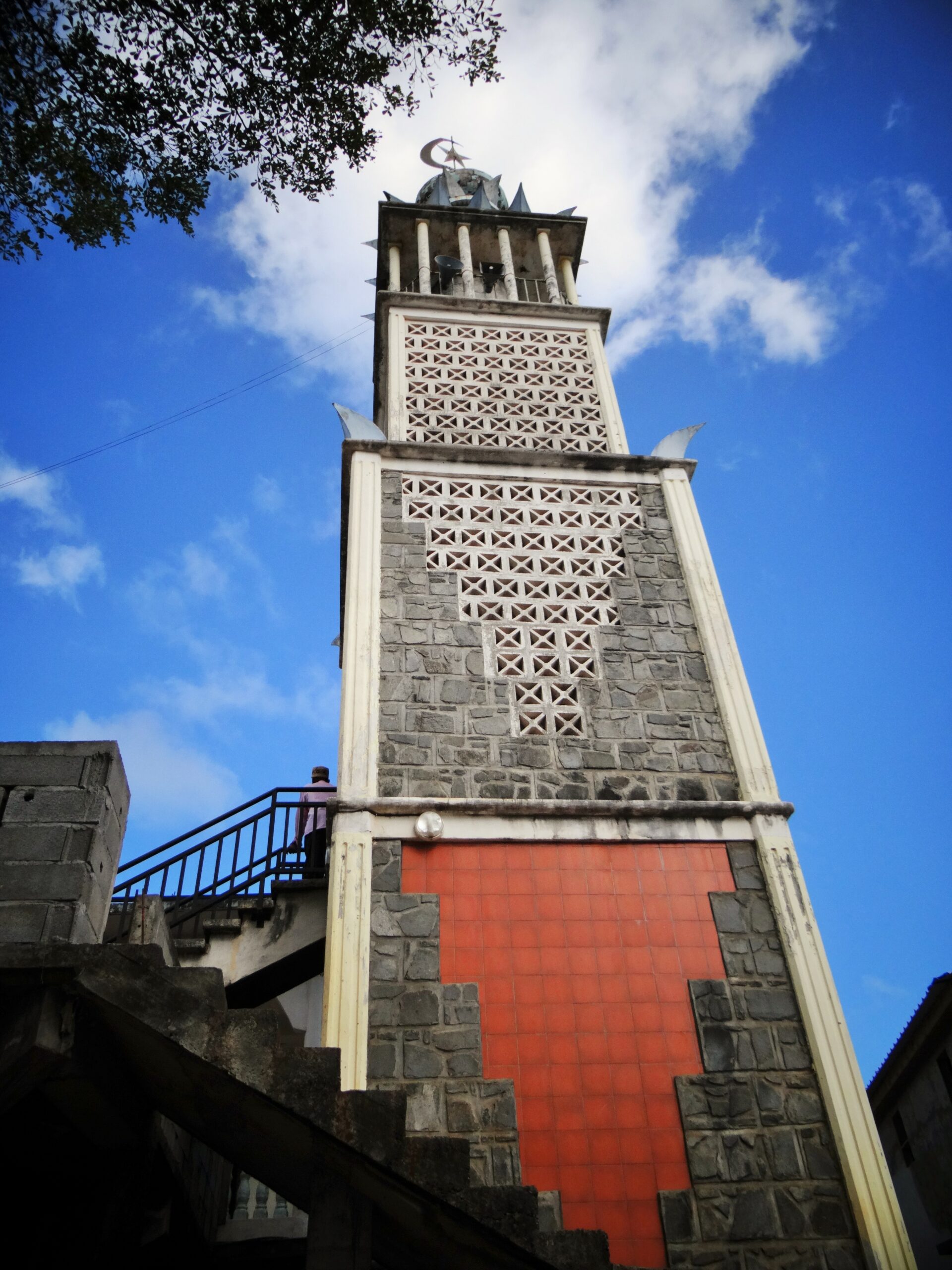 Loto du patrimoine : la Mosquée et le minaret de Tsingoni retenus