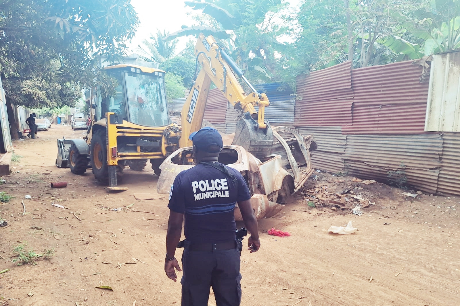 La lutte contre les VHU se poursuit à Mamoudzou