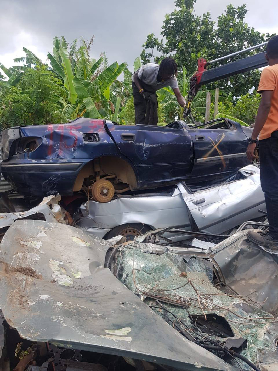 La lutte contre les VHU se poursuit à Chirongui
