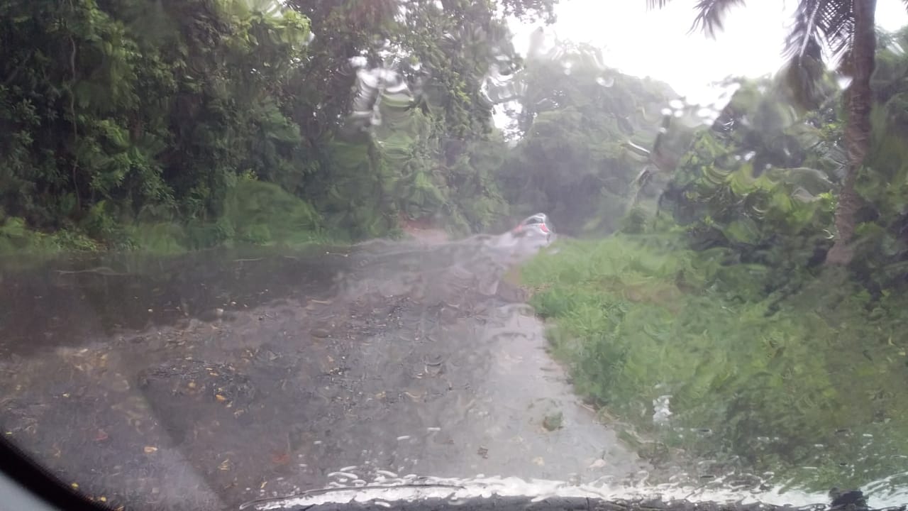 La pluie commence à tomber sur Mamoudzou et à Combani (video)