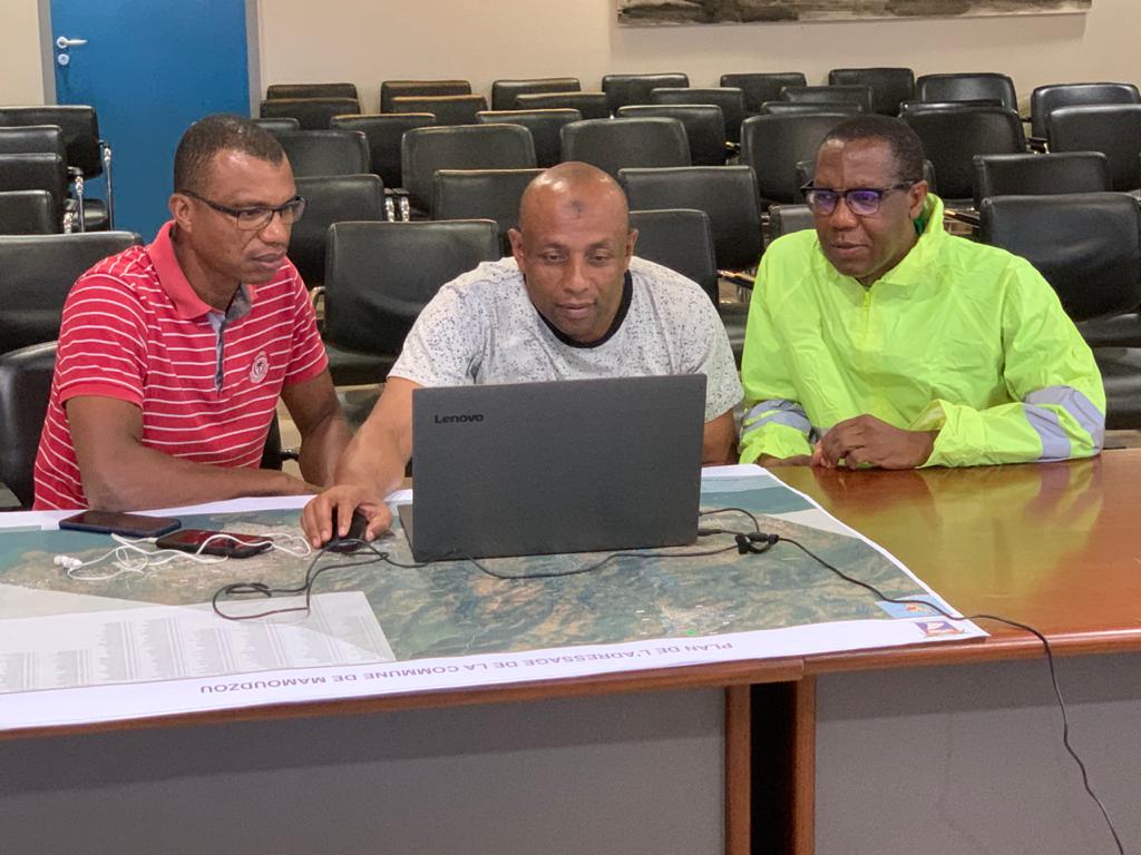 Mamoudzou : les évacuations sont en cours dans les quartiers les plus sensibles