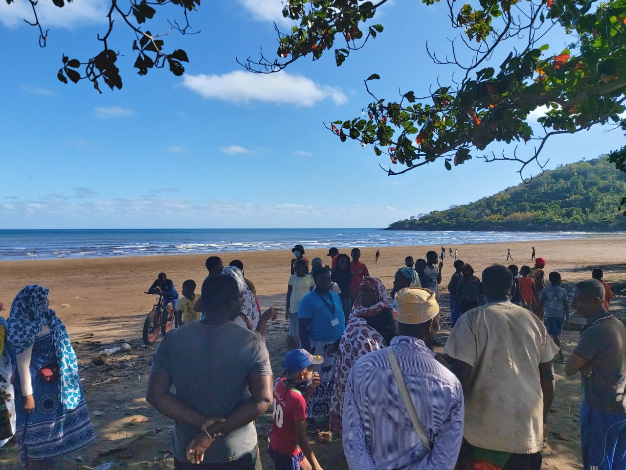 Corps sur la plage de Charifou : drame de l’immigration clandestine confirmé