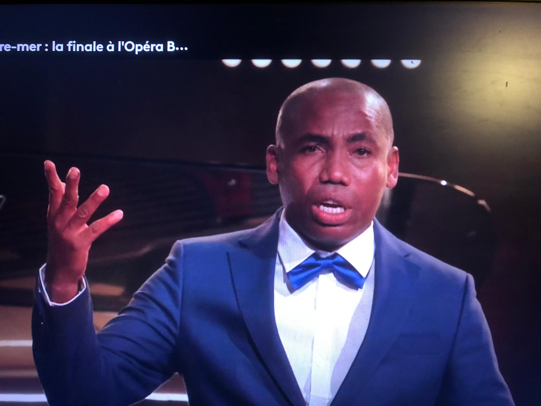 Concours des Voix de l’Outre Mer : Kamar et Waaydah-Hydjrat reçus à la délégation du CD à Paris