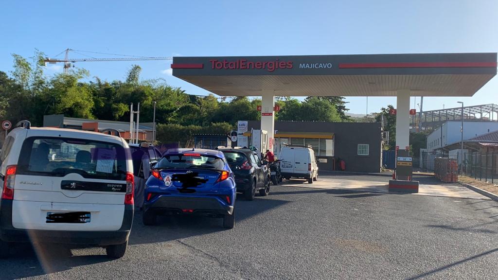 La grève est toujours en cours chez TotalEnergies, mais la situation dans les stations se normalise