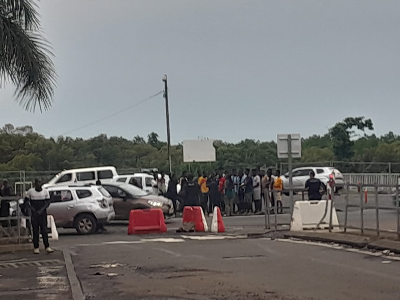 Le rond point du Baobab est actuellement bloqué