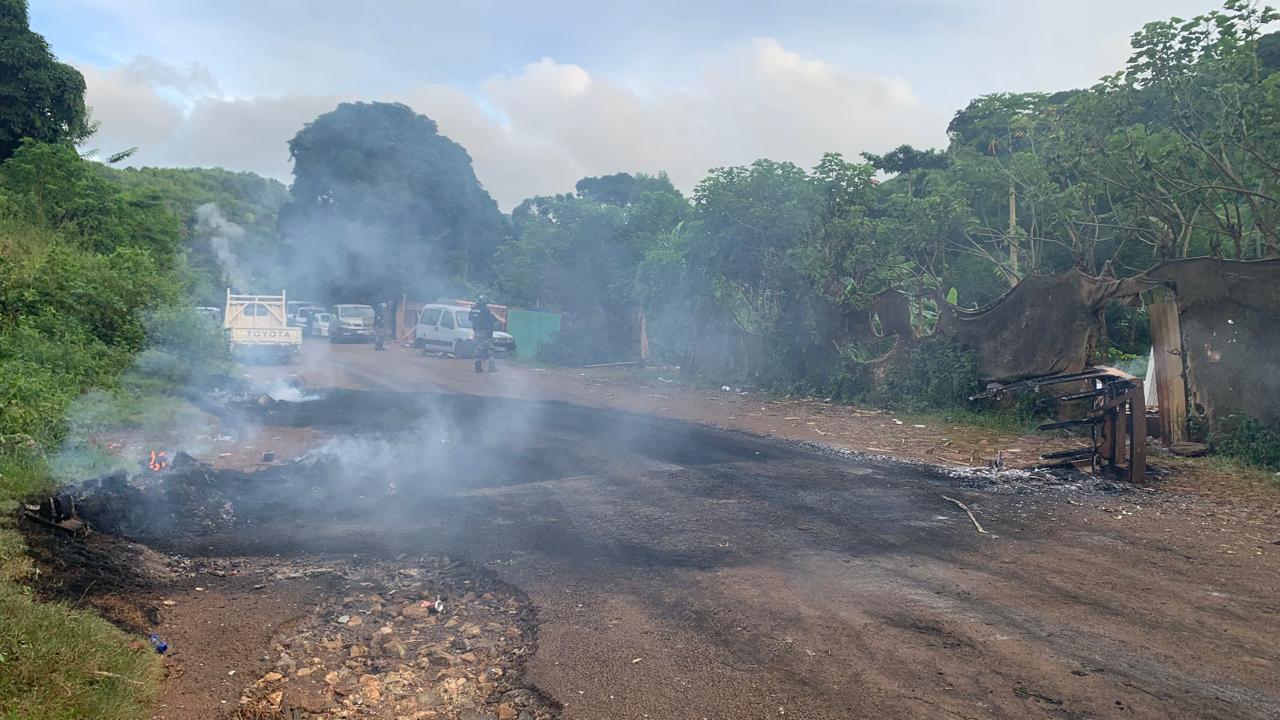 Décasage de Doujani en cours