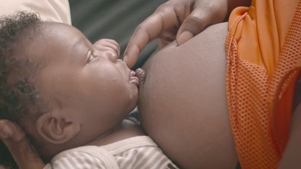 À l’occasion de la Semaine de l’allaitement, la Répéma rappelle l’importance de celui-ci pour la mère et l’enfant
