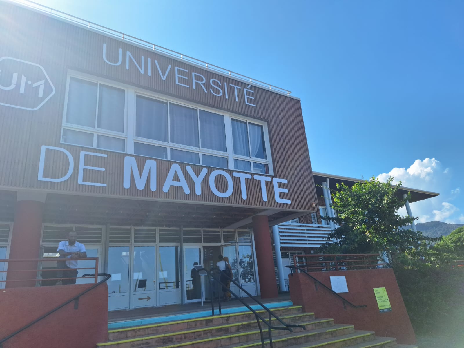 L’Union Étudiante de Mayotte dénonce des pratiques inéquitables et des intimidations au sein de l’Université de Mayotte