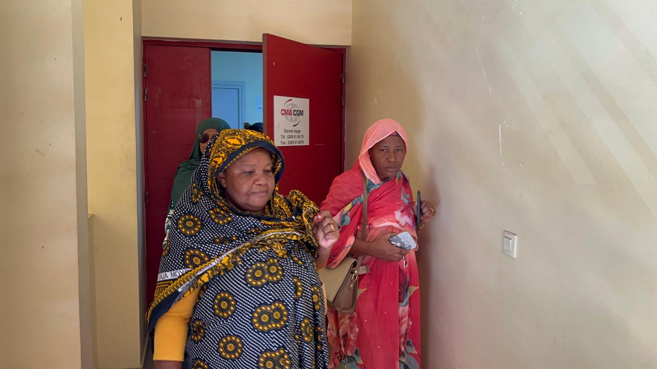 Les petits commerçants vont récupérer leurs conteneurs bloqués à Maurice