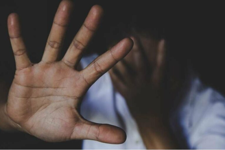 Une jeune fille de 15 ans a failli commettre l’irréparable sous le poids du harcèlement scolaire