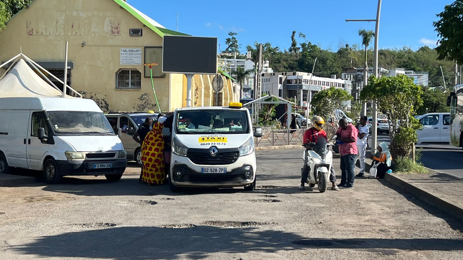 Les taxis réclament leur place dans Caribus