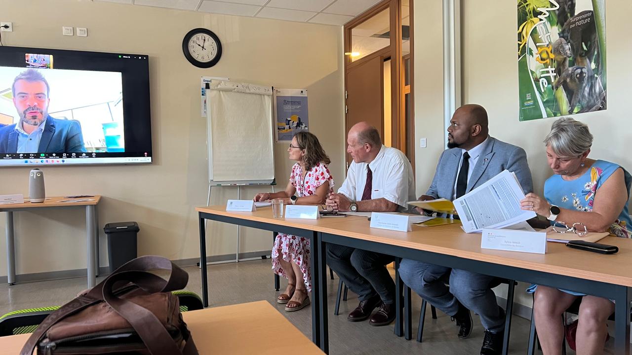 Les choix post-bac révèlent un départ massif