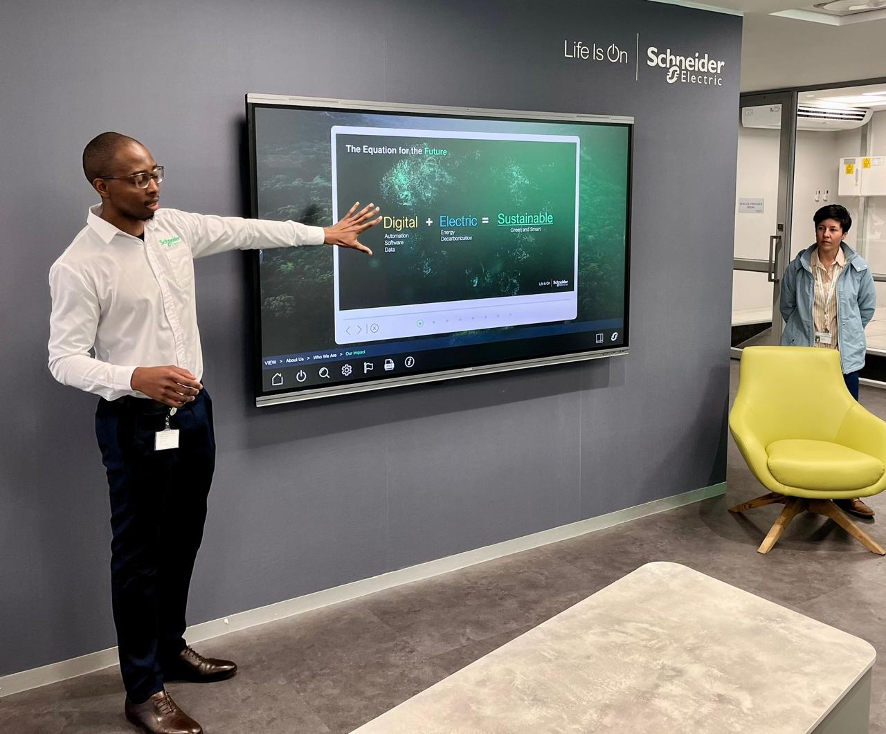 Formations en langues mises en lumière