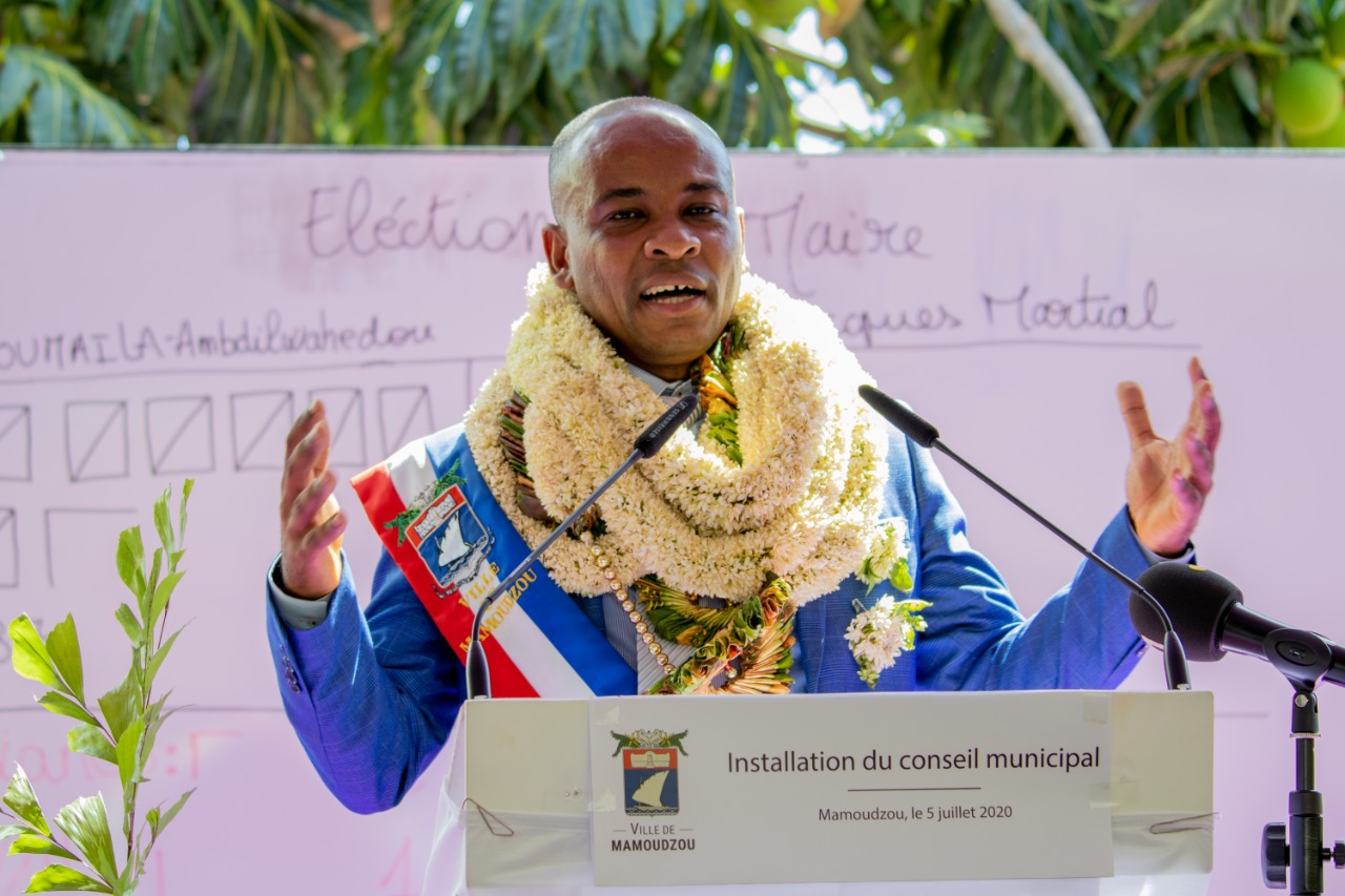 Les maires de Mamoudzou et de La Possession (Réunion) demandent la piste longue