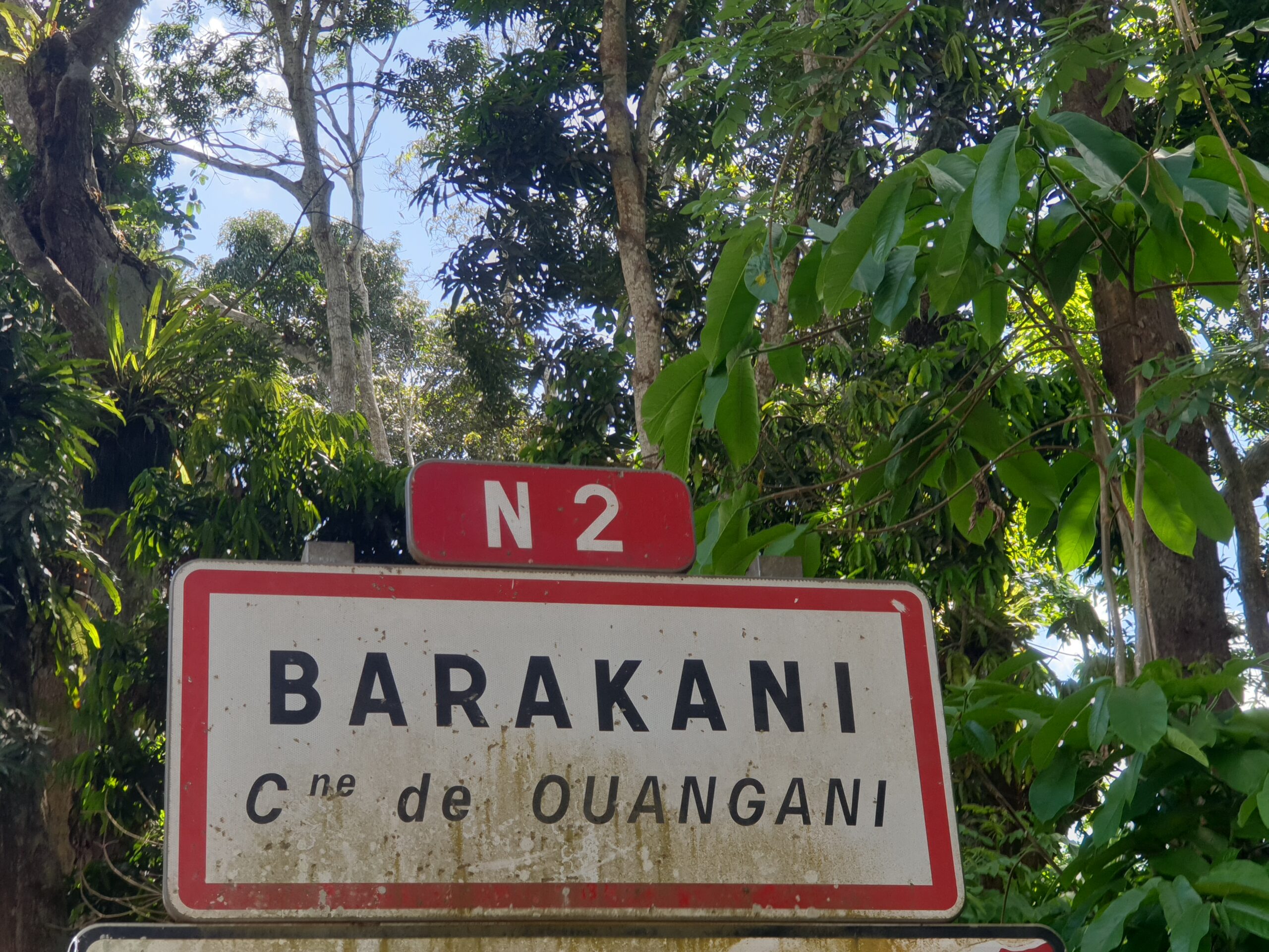 L’association Kaza Barakani en partenariat avec le CCAS et la politique  de la ville de Ouangani organise la 4ème édition de son vide-grenier