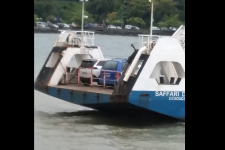 Le STM rencontre des problèmes sur deux de ses barges