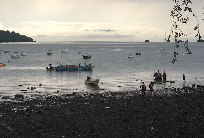 La traversée entre les deux îles se complique