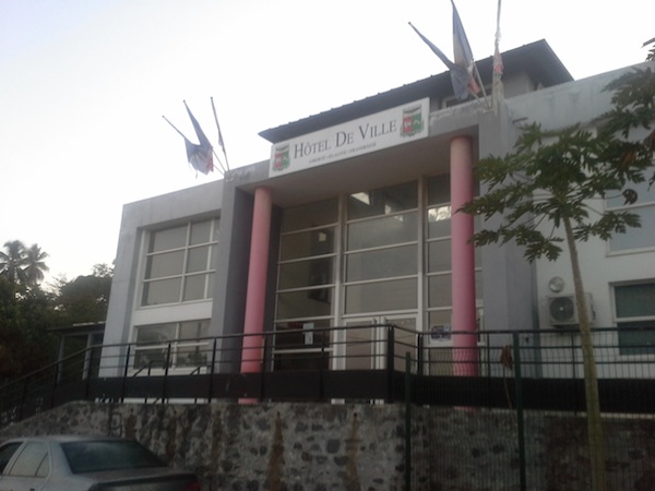 La mairie de Ouangani bloquée