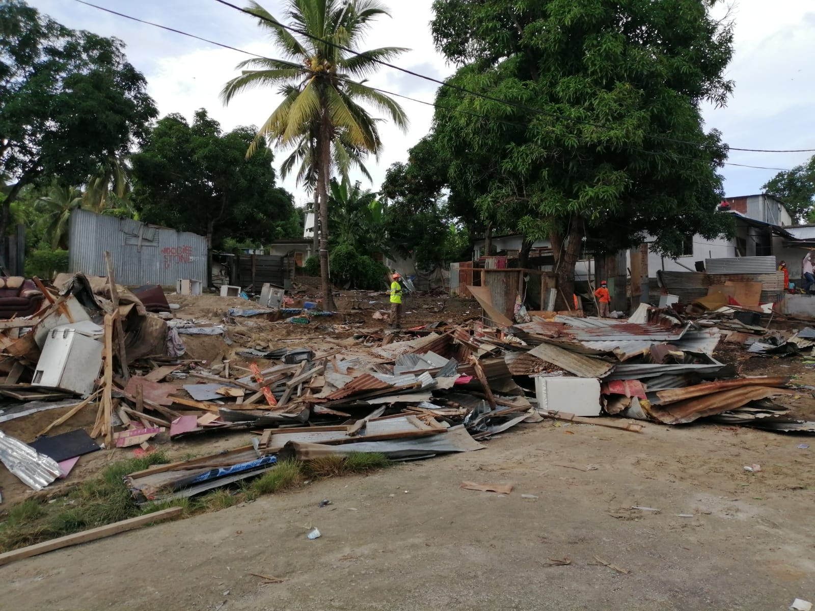 La destruction des habitats insalubres révèle l’autre réalité de la misère : les marchands de sommeil