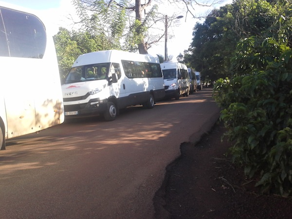 Les collégiens contrôlés au collège de Chiconi