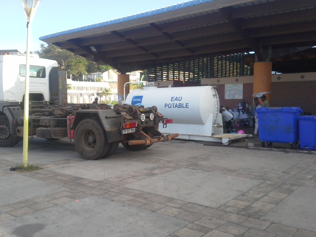 Place de la République : une citerne d’eau en moins
