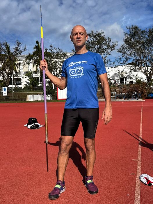 Alain Guicharrousse, champion régional master et record national au lancer de javelot