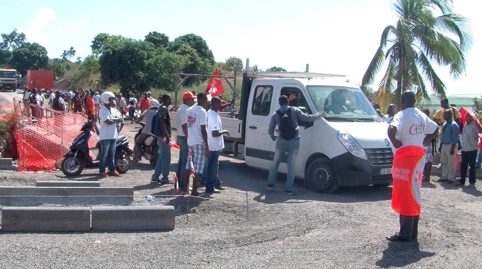 Grève Colas : le ton monte