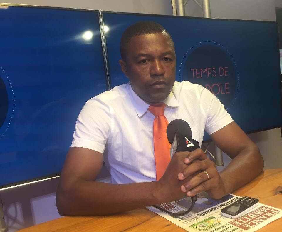 “Sans aucune langue de bois je soutiens Alain Juppé ” – D.M. Henry