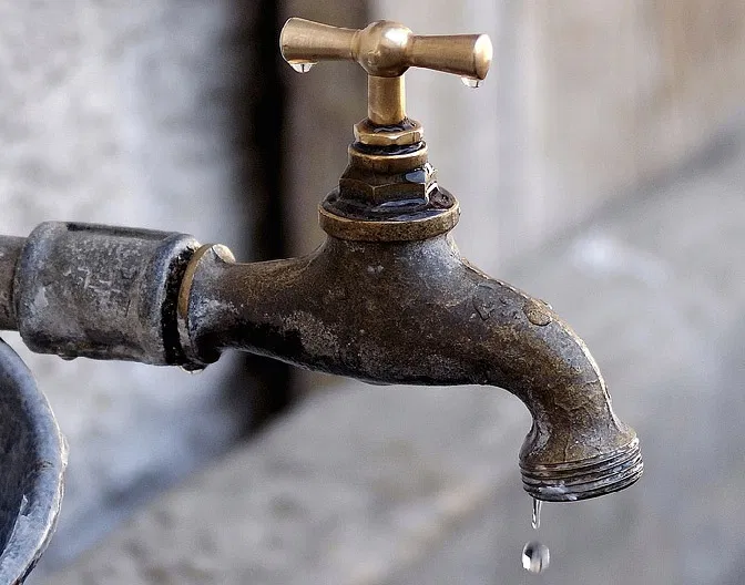 Crise de l’eau : les consommations quotidiennes repartent à la hausse