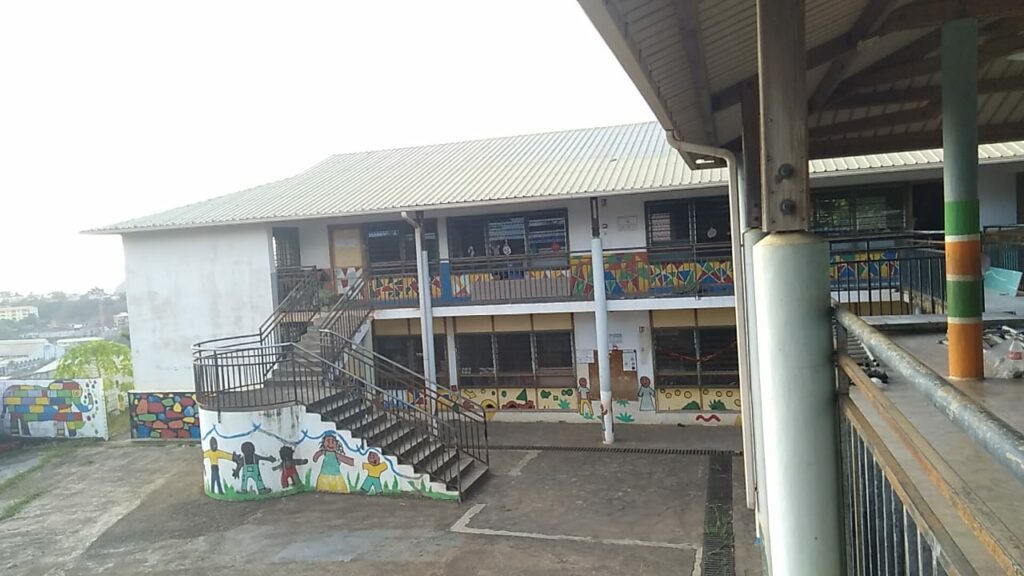 ecole cavani sud. aca3a2eb e7a0 4cba 9cf9 bae1ec3c8d12