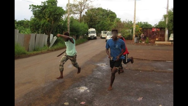 Une marche blanche pour dire “Halte aux violences dans les établissements scolaires”