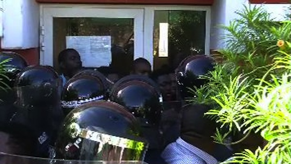 Mairie de Mamoudzou : une libération contre un retour au calme ?