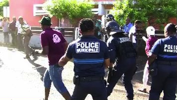 Retour au calme à la mairie de Mamoudzou