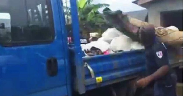 Grosse saisie de marchandises près du marché de Mamoudzou