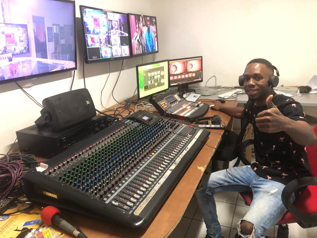 L’équipe de la Matinale de Kwezi se met en place