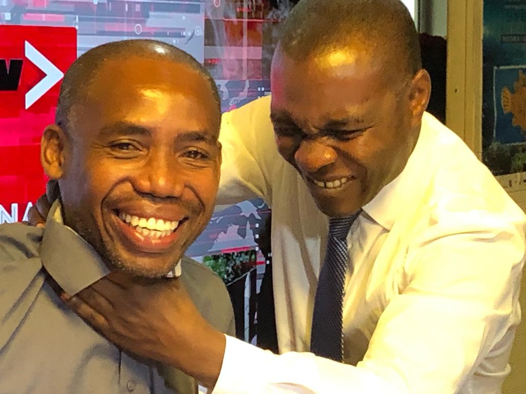 Le Faux Journal fait un tabac sur Kwezi !