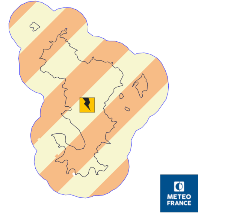 Vidéo : vigilance orages à Mayotte à partir de 15 heures